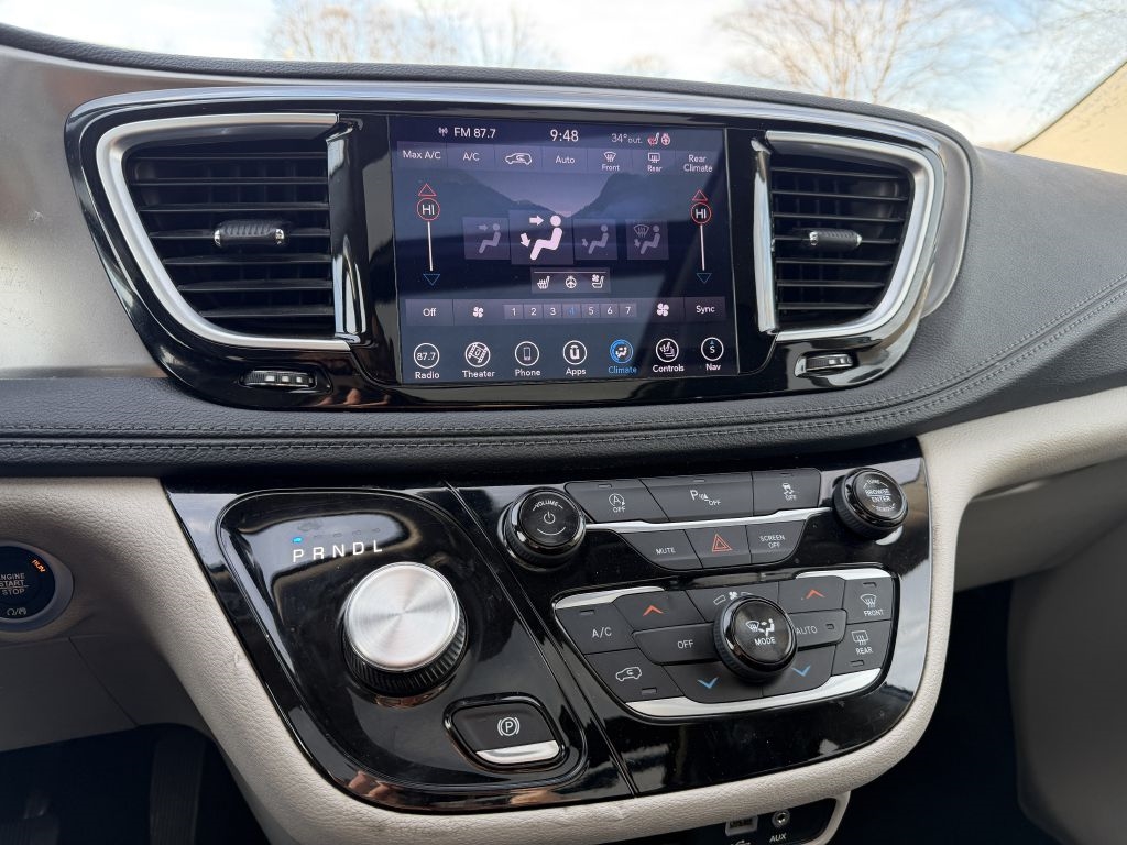 Chrysler Pacifica Limited 2018