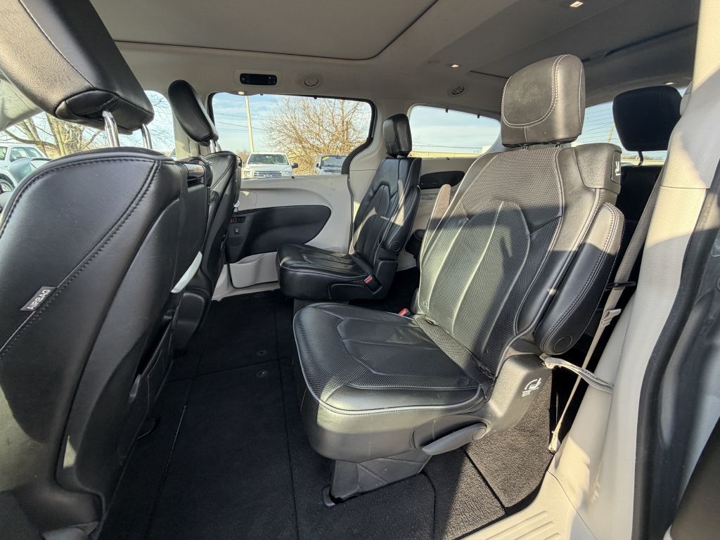 Chrysler Pacifica Limited 2018