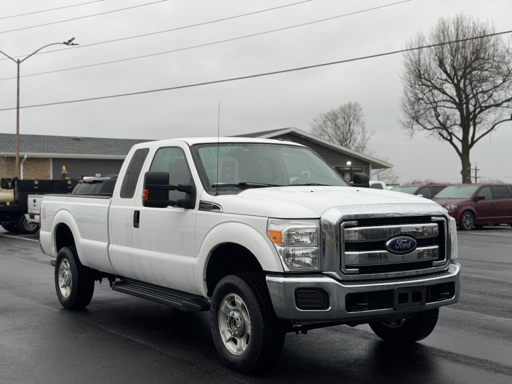2015 Ford F-250 Super Duty XL's photo
