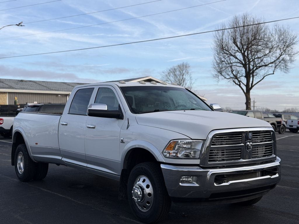 2012 RAM Ram 3500 Pickup Laramie's photo