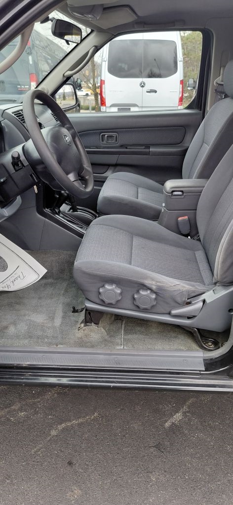 Nissan Frontier XE-V6 Crew Cab Long Bed 4WD 2003