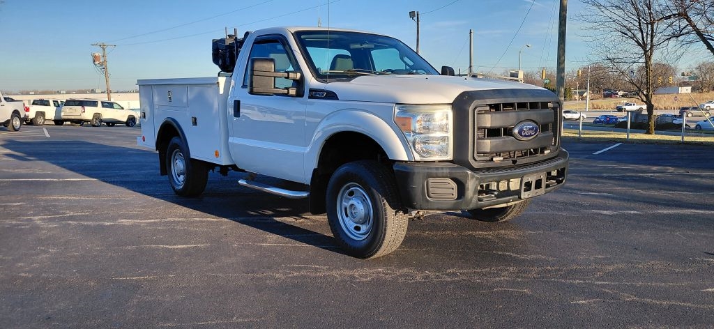 2012 Ford F-250 Super Duty XL's photo