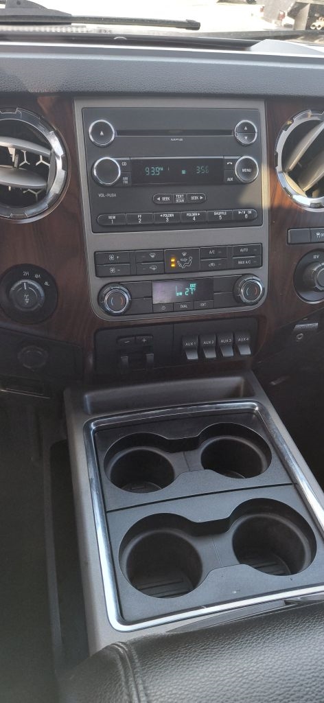 Ford F-350 SD King Ranch Crew Cab 4WD 2012