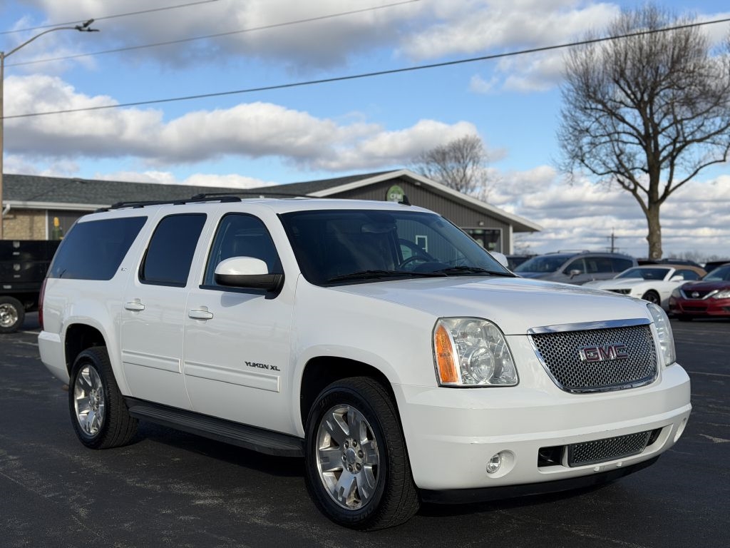 2012 GMC Yukon XL SLT-1 1/2 Ton 4WD