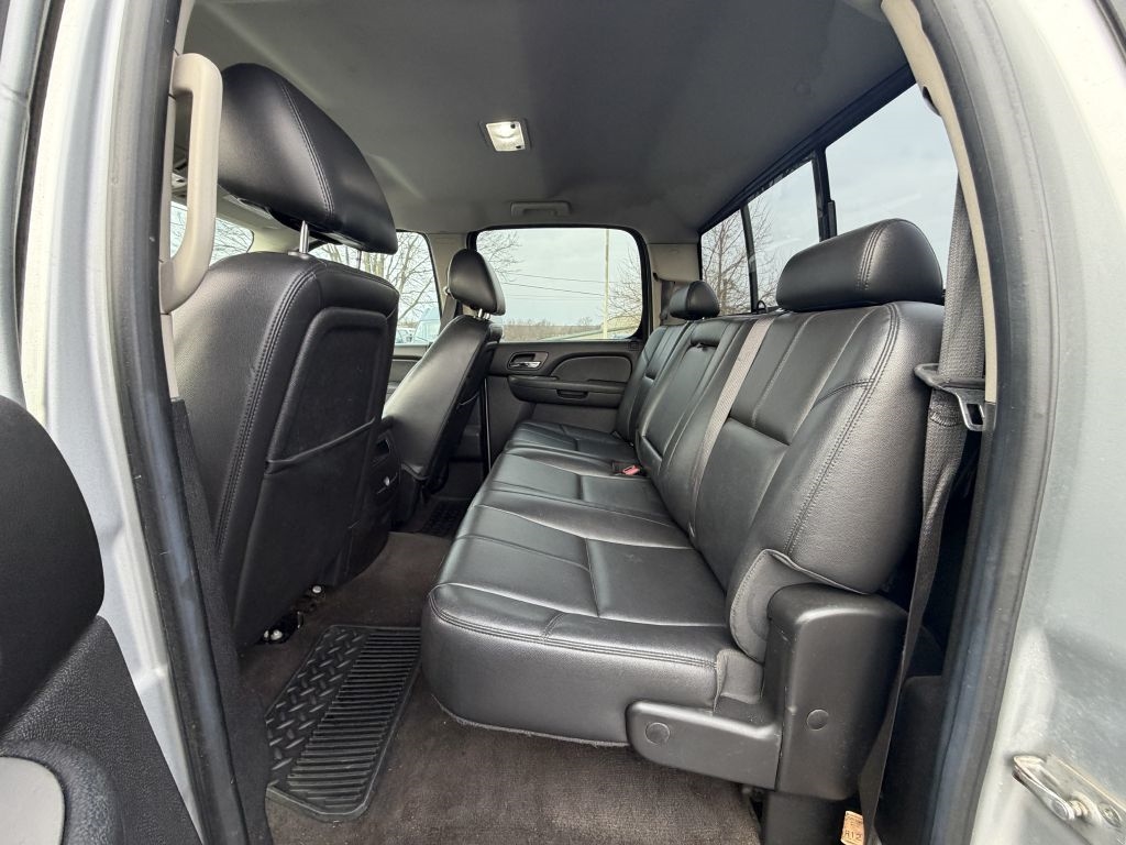 Chevrolet Silverado 1500 LTZ Crew Cab 4WD 2013