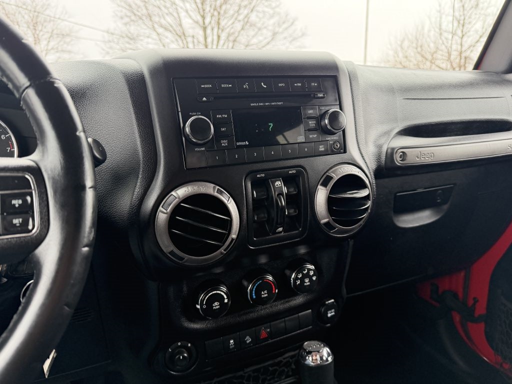 Jeep Wrangler Unlimited Sport 4WD 2015