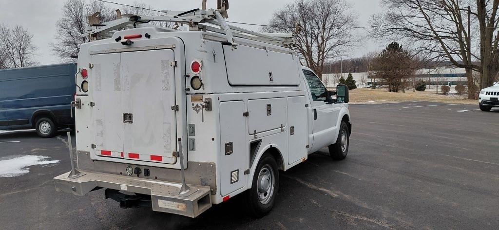 Ford F-350 SD XL 2WD 2013