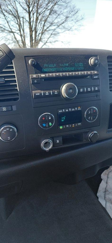 Chevrolet Silverado 1500 LT Ext. Cab 4WD 2011