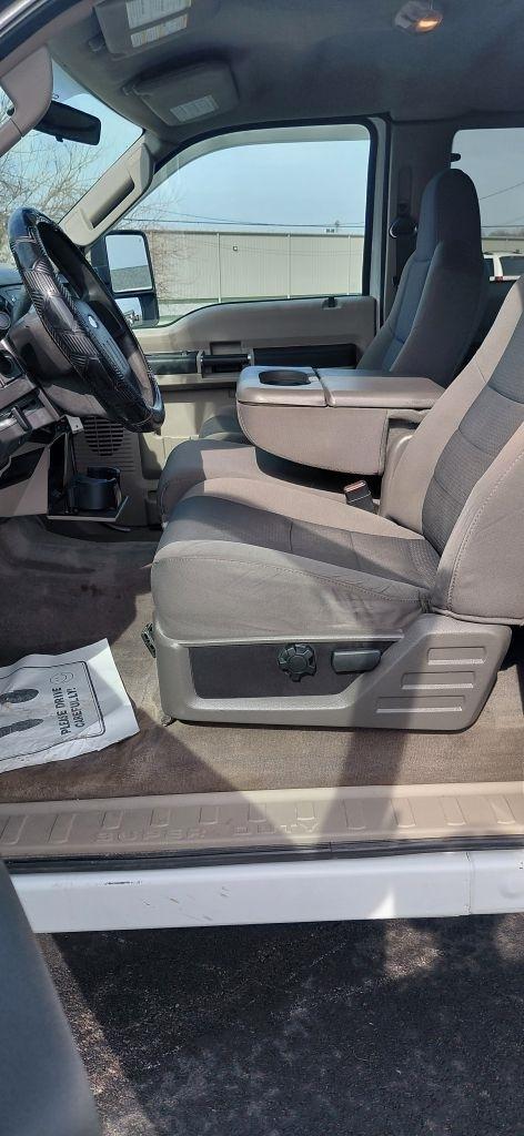 Ford F-250 SD XL SuperCab 2WD 2010