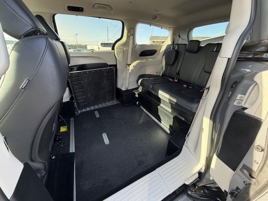 Chrysler Pacifica Touring-L 2022