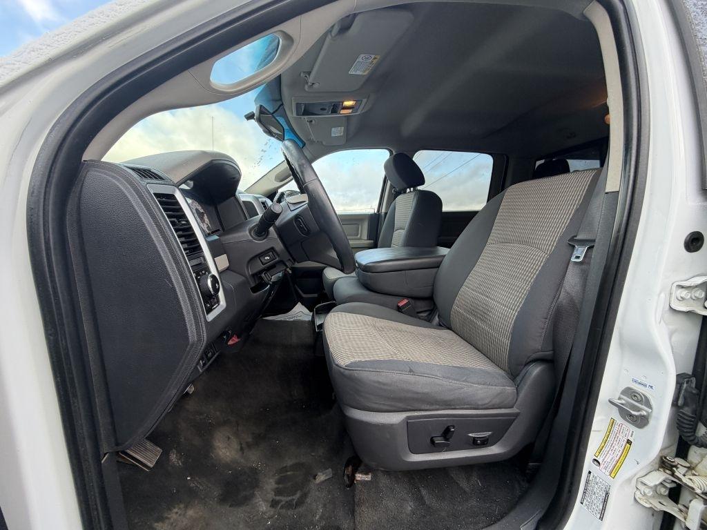 RAM 2500 Laramie Crew Cab LWB 4WD 2011