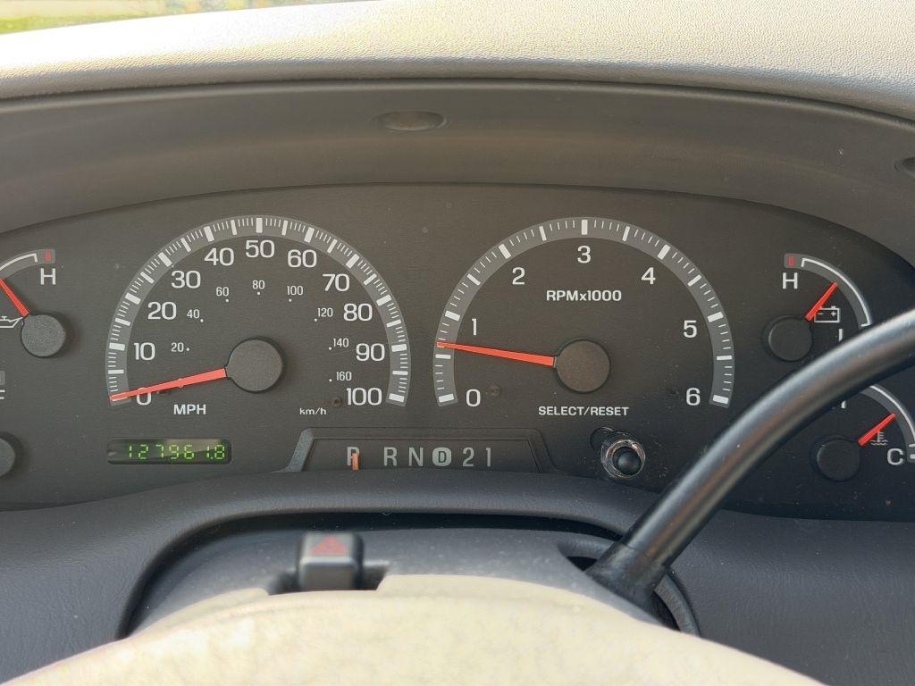 Ford F-150 XLT SuperCrew 4WD 2003