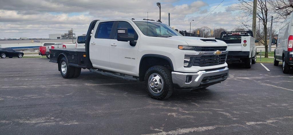 2024 Chevrolet Silverado 3500HD LT Crew Cab 4WD