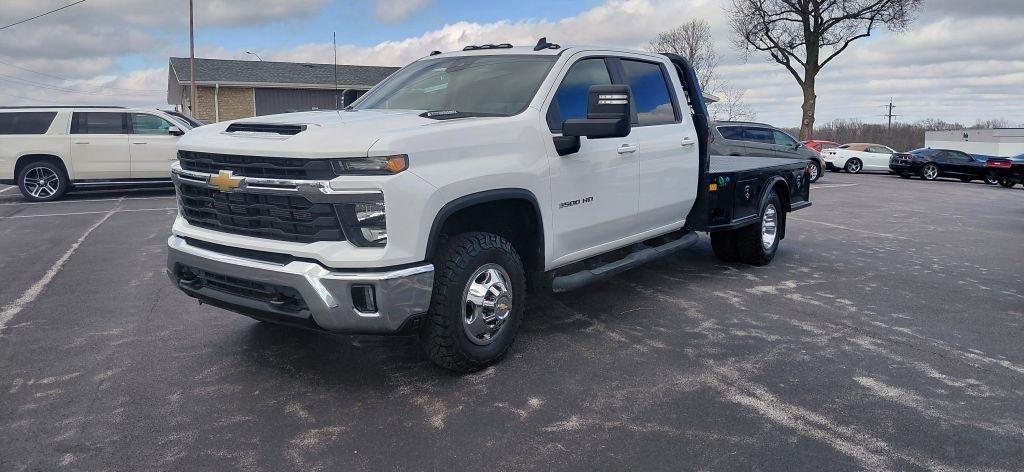 Chevrolet Silverado 3500HD LT Crew Cab 4WD 2024