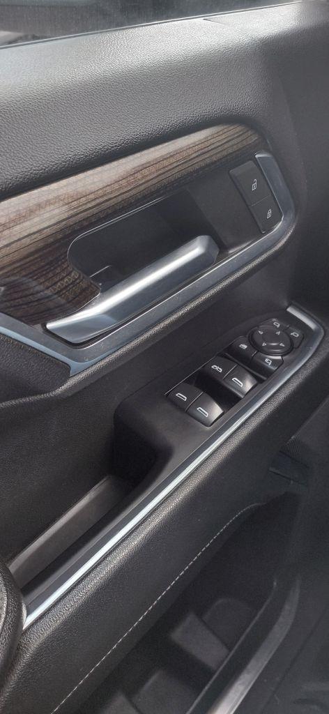 Chevrolet Silverado 3500HD LT Crew Cab 4WD 2024