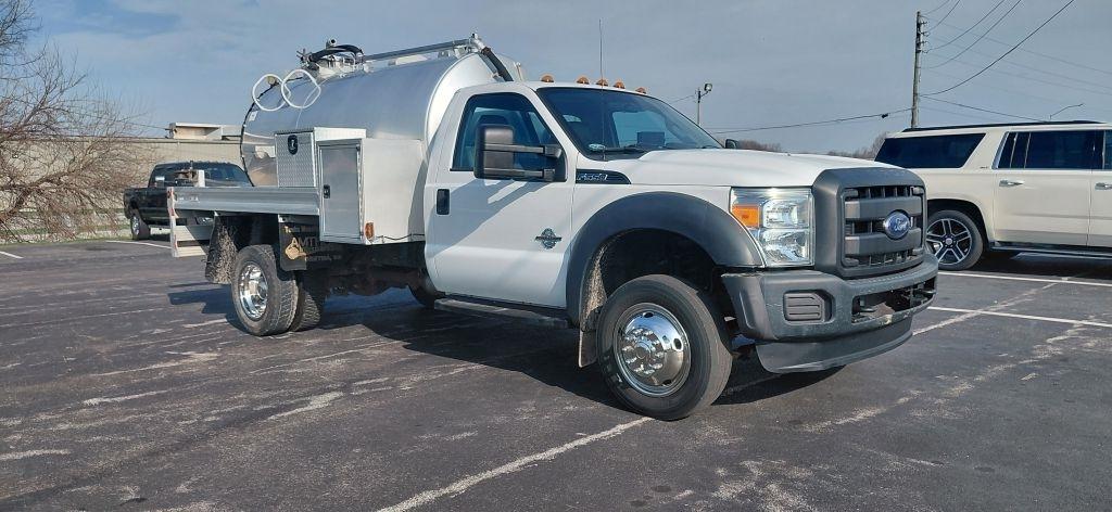2015 Ford F-550 Regular Cab DRW 2WD