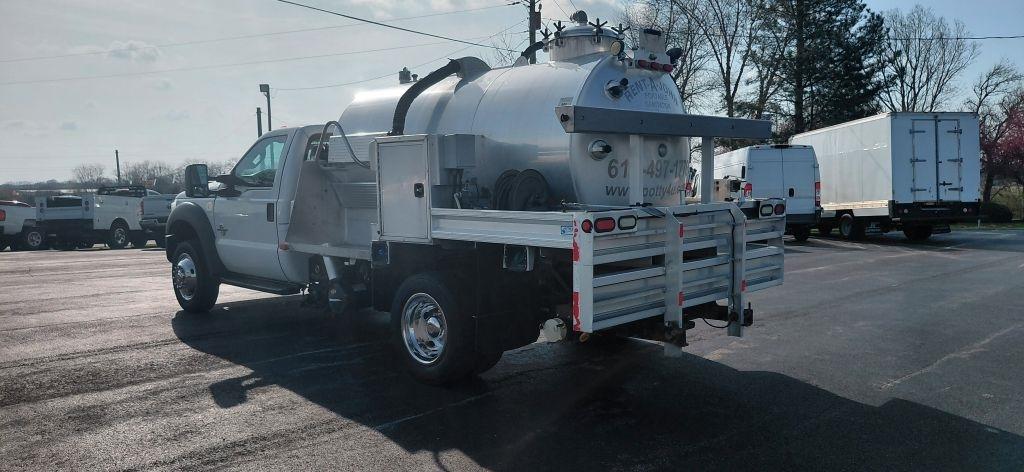 Ford F-550 Regular Cab DRW 2WD 2015