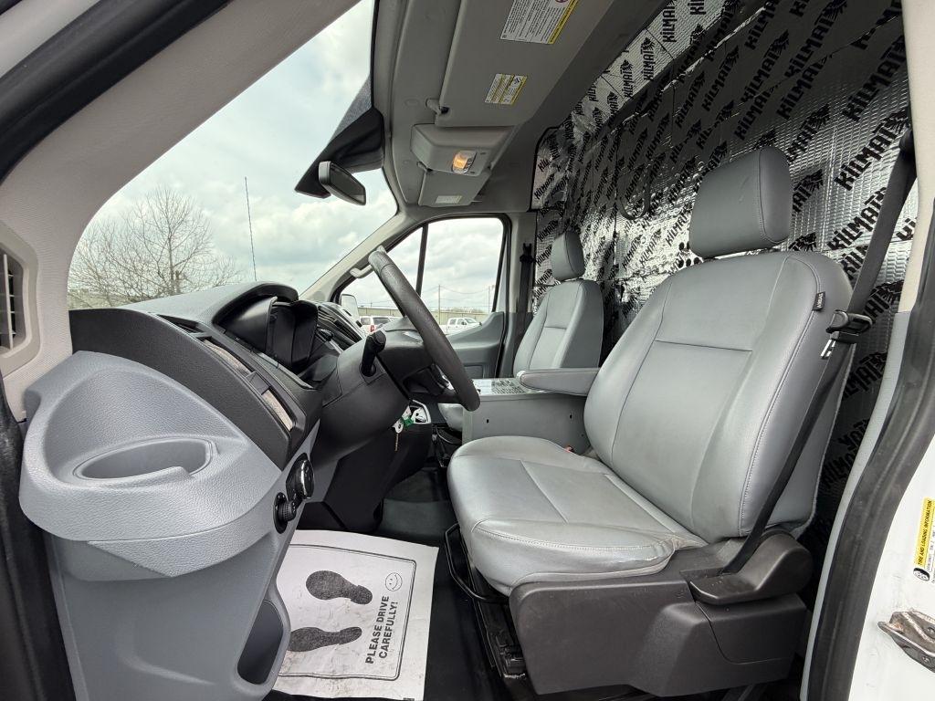 Ford Transit 250 Van Med. Roof w/Sliding Pass. 148-in. WB 2018