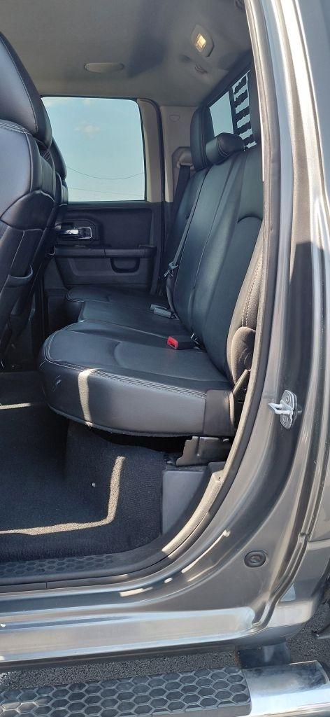 RAM 1500 Laramie Quad Cab 4WD 2013