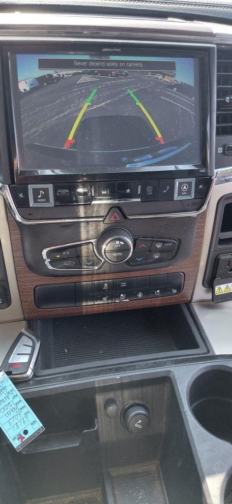 RAM 1500 Laramie Quad Cab 4WD 2013