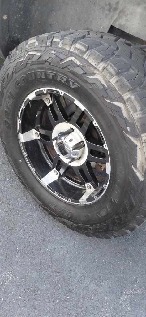 RAM 1500 Laramie Quad Cab 4WD 2013