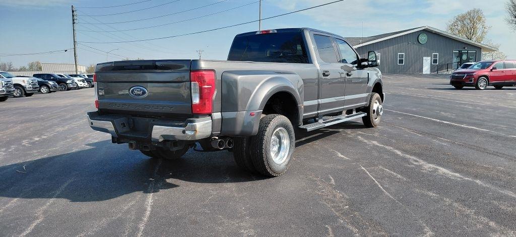 Ford F-350 SD XL Crew Cab Long Bed DRW 4WD 2019