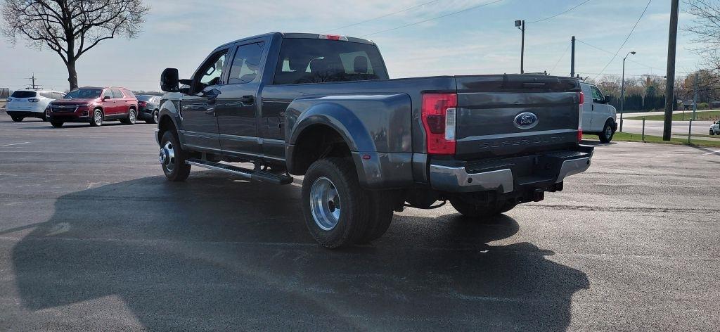 Ford F-350 SD XL Crew Cab Long Bed DRW 4WD 2019