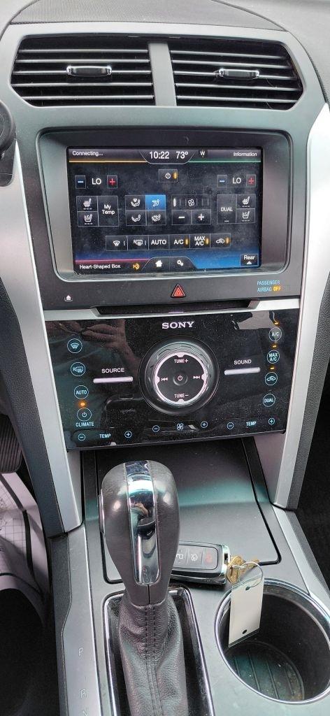 Ford Explorer Limited 4WD 2011