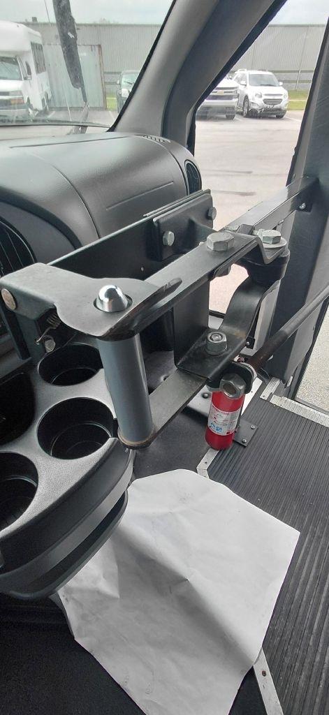 Ford Econoline E-350 Super Duty 2006