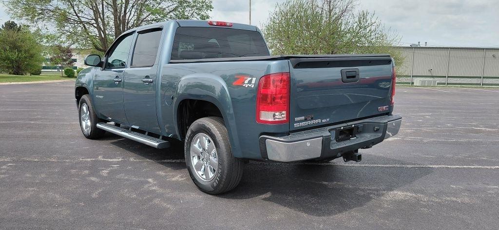 GMC Sierra 1500 SLT Crew Cab 4WD 2010