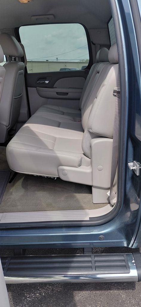 GMC Sierra 1500 SLT Crew Cab 4WD 2010