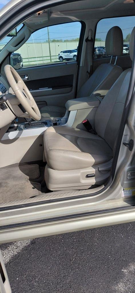 Mercury Mariner Premier I4 4WD 2010