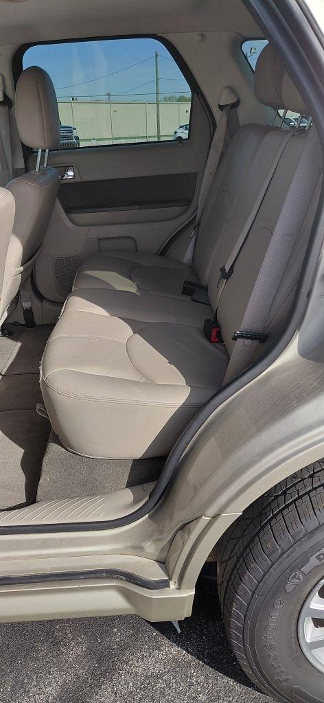 Mercury Mariner Premier I4 4WD 2010