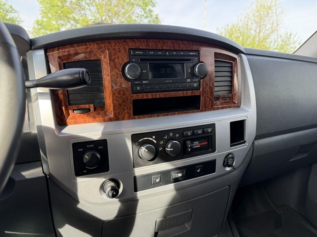 Dodge Ram 2500 ST Quad Cab 4WD 2006