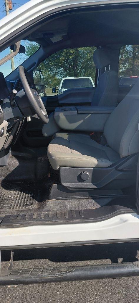 Ford F-250 SD XL SuperCab 4WD 2022