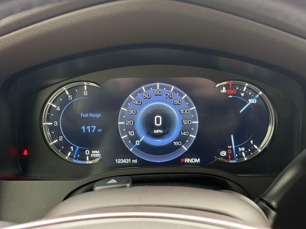 Cadillac Escalade ESV 2WD Luxury 2016