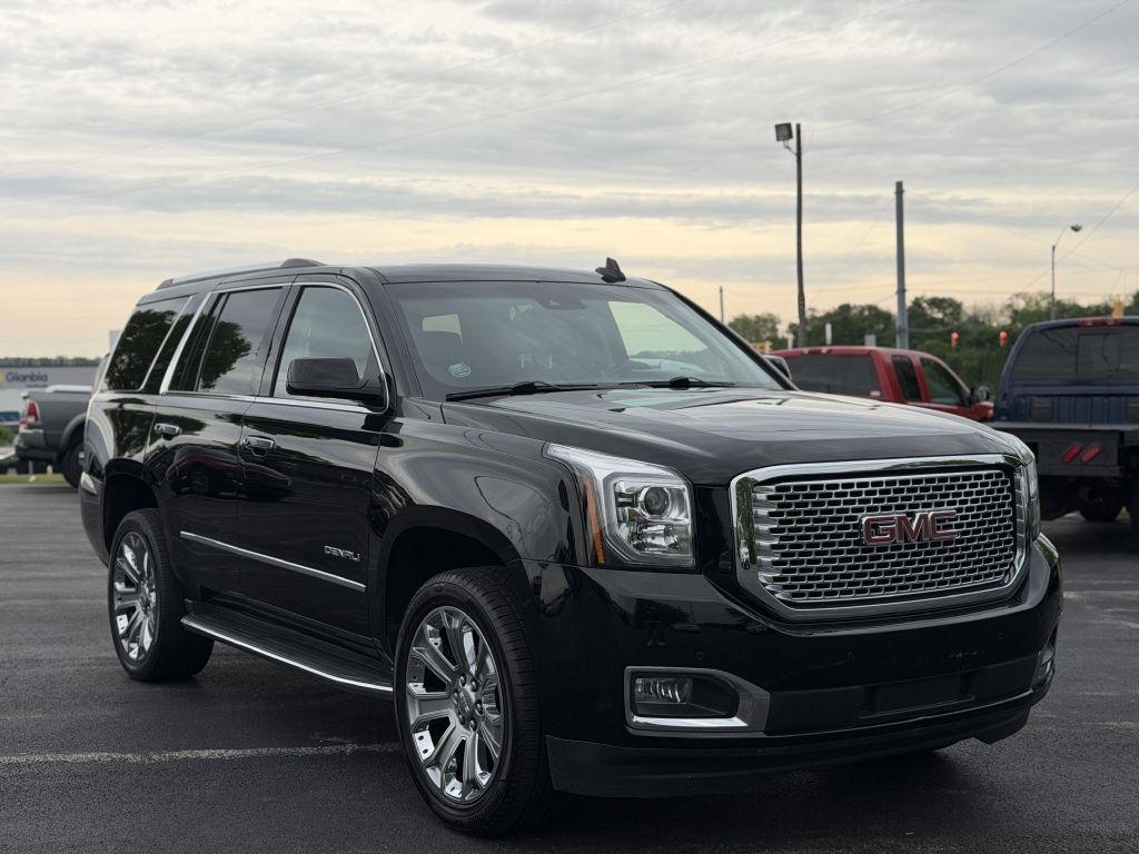 GMC Yukon Denali 4WD 2016