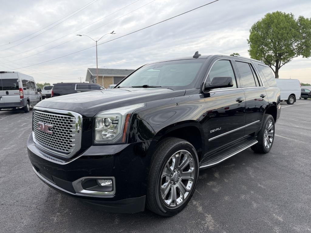 GMC Yukon Denali 4WD 2016
