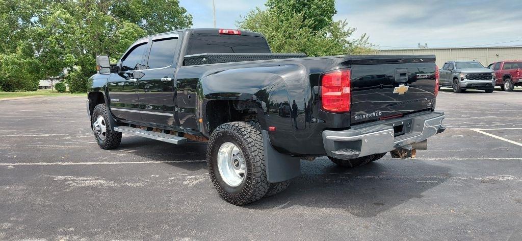 Chevrolet Silverado 3500HD LTZ Crew Cab 4WD 2017