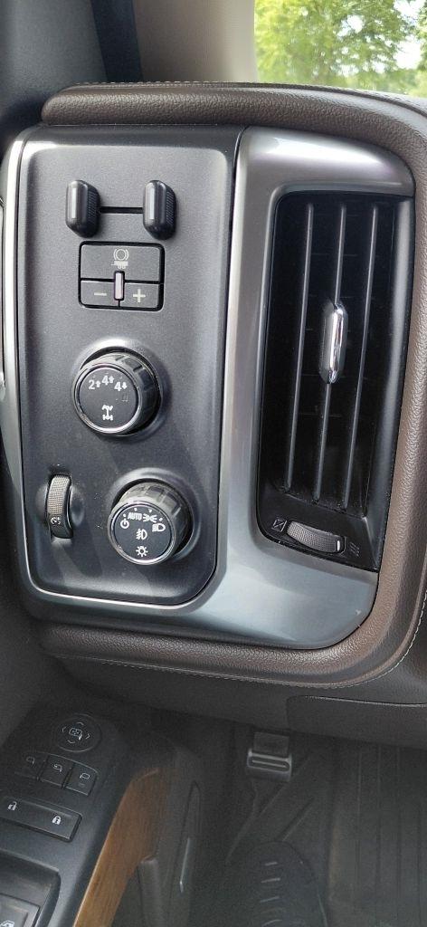 Chevrolet Silverado 3500HD LTZ Crew Cab 4WD 2017