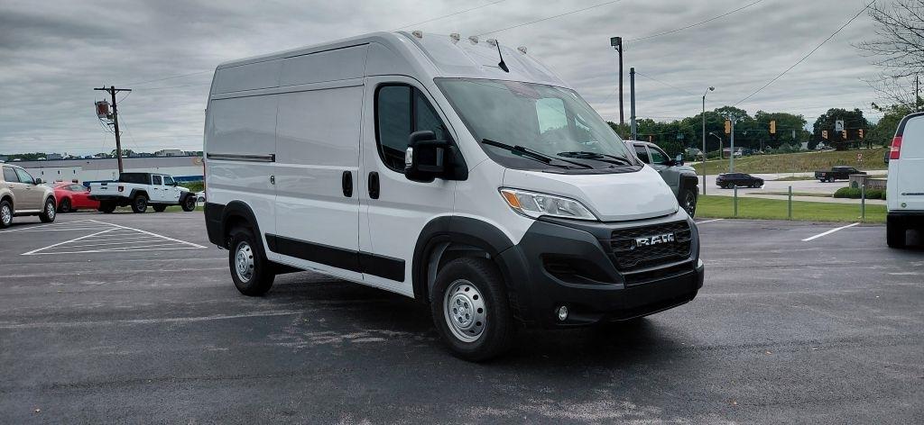 RAM Promaster 2500 High Roof 136-in. WB 2023
