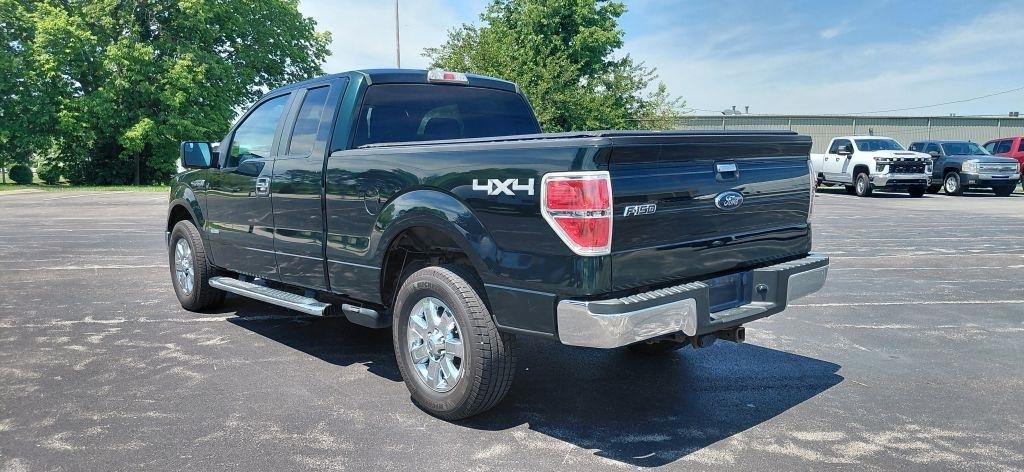 Ford F-150 XL SuperCab 8-ft. Bed 4WD 2013