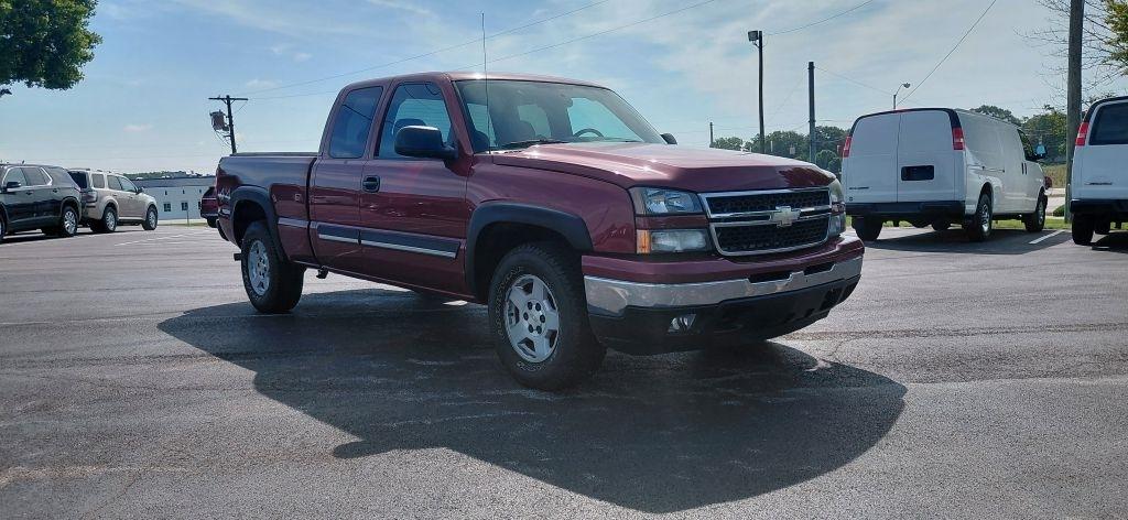 2006 Chevrolet Silverado 1500 LS 4x4 Extended Cab LWB's photo