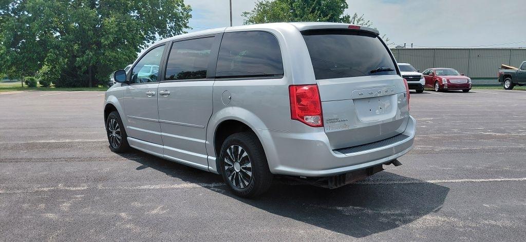Dodge Grand Caravan SE 2012