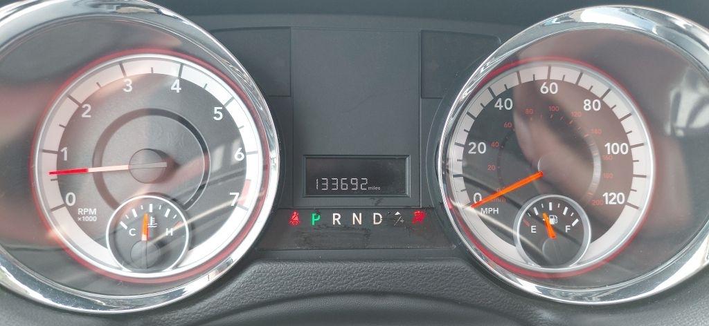 Dodge Grand Caravan SE 2012