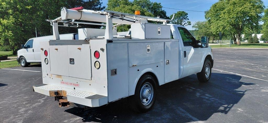 Ford F-250 SD XL 2WD 2012