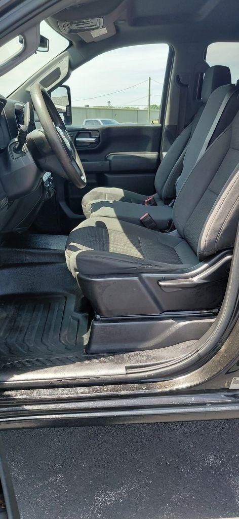 GMC Sierra 3500HD Base Crew Cab 4WD 2020