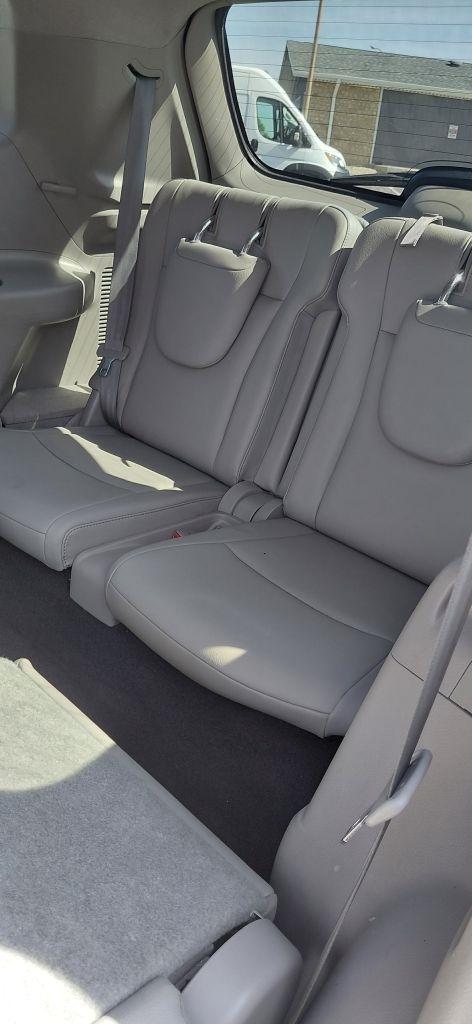 Toyota Highlander Limited 4WD 2011