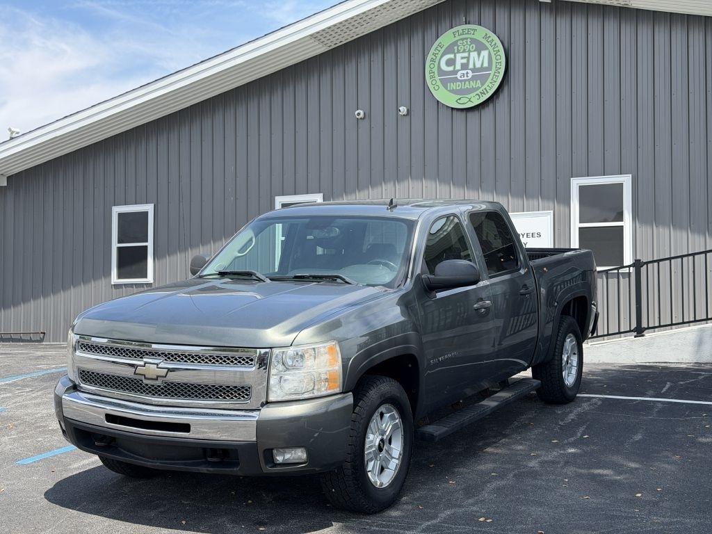 Chevrolet Silverado 1500 LT Crew Cab 4WD 2011