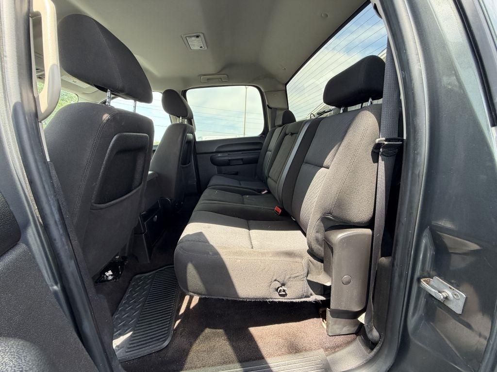 Chevrolet Silverado 1500 LT Crew Cab 4WD 2011